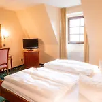 Schlossparkhotel Hotel 4*