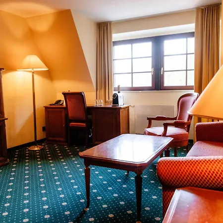 Hotel Schlosshotel Schkopau 4*