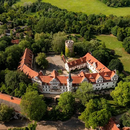 Отель Schlossparkhotel
