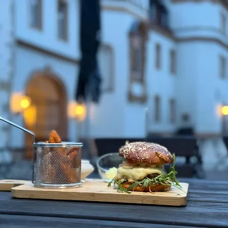 Schlossparkhotel Отель 4*