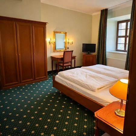 Schlossparkhotel Hotel 4*