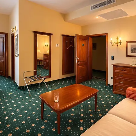 Hotel Schlossparkhotel 4*