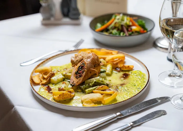 Отель Schlosshotel Schkopau Schkopau