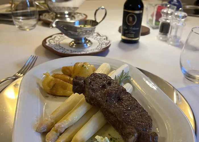 Отель Schlosshotel Schkopau Schkopau